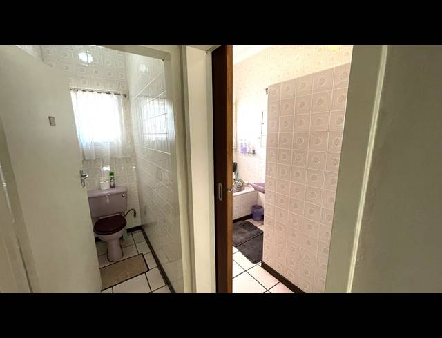 3 BEDROOM HOUSE FOR SALE IN LYTTELTON MANOR